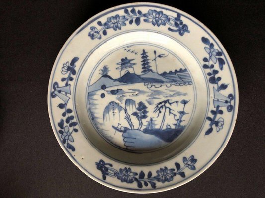 Antique Chinese Plate in Blue and White Porcelain-QKG-1331511