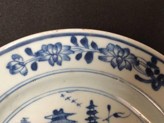 Antique Chinese Plate in Blue and White Porcelain-QKG-1331511