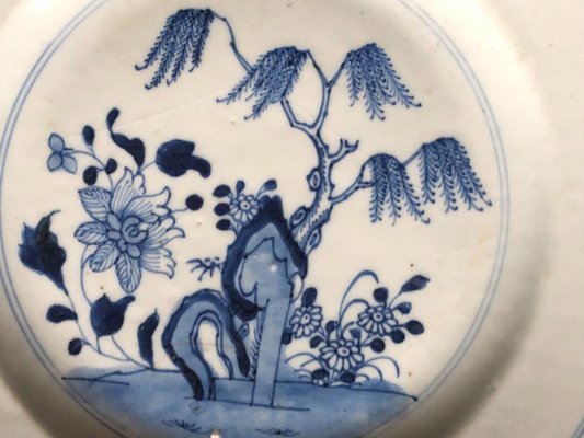 Antique Chinese Porcelain Plate with Floral Blue and White-QKG-1331499