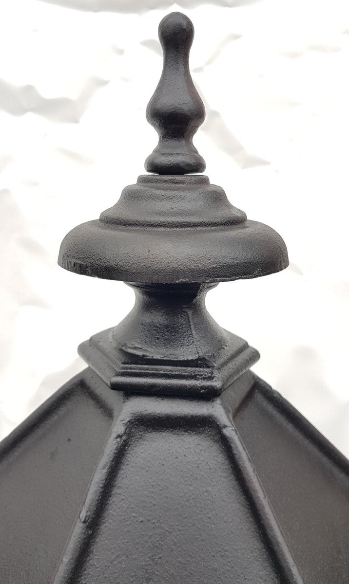 Antique Classic Victorian Cast Iron Pillar Lamp Lantern on Base Outdoor Lamp