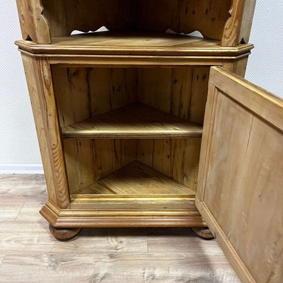 Antique Corner Cupboard from Franconia-ALF-2033595