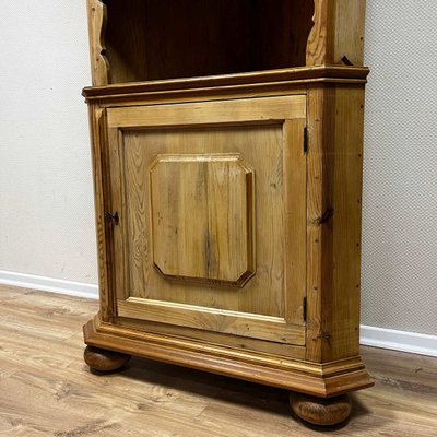 Antique Corner Cupboard from Franconia-ALF-2033595