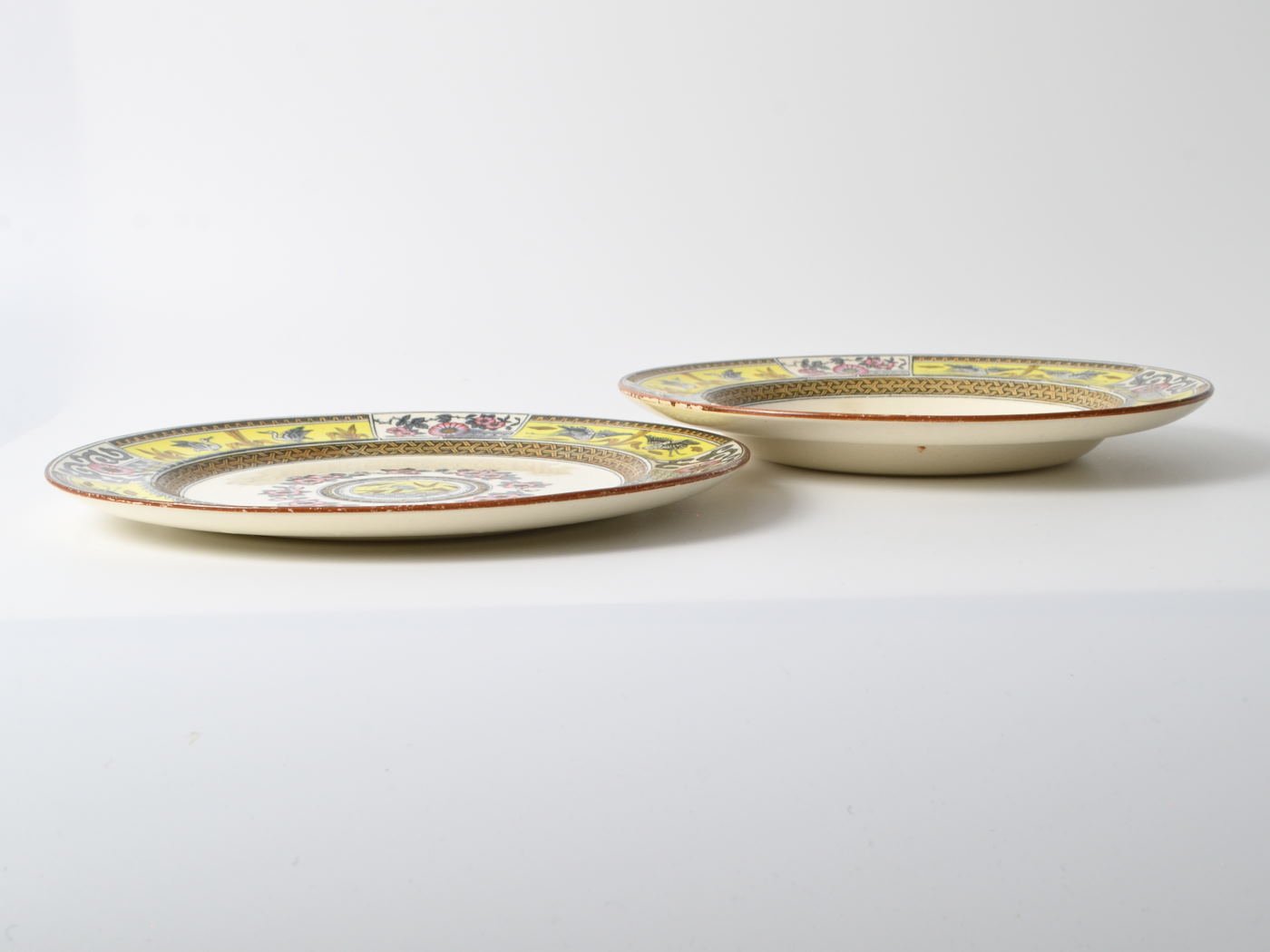 Antique English Ceramic Plates from Gildea & Walker, 1882, Set of 2