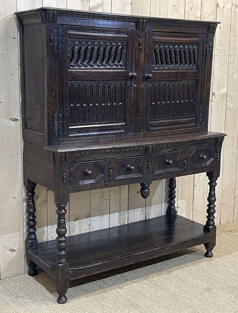 Antique English Credenza in Oak, 1700s