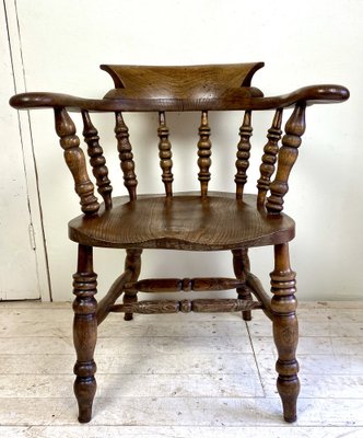 Antique English Elm Wood Windsor Captains Chair, 1900s-WZZ-1282620