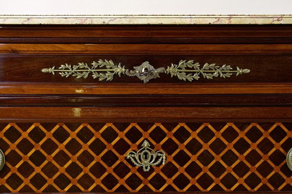 Antique French Chest of Drawers in Mahogany with Marquetry Works, 1870-TQA-1419285