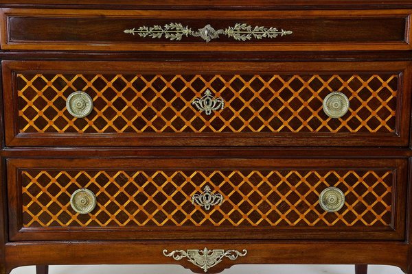 Antique French Chest of Drawers in Mahogany with Marquetry Works, 1870-TQA-1419285