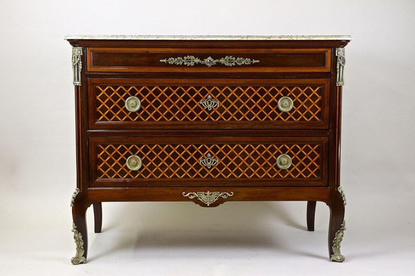 Antique French Chest of Drawers in Mahogany with Marquetry Works, 1870-TQA-1419285