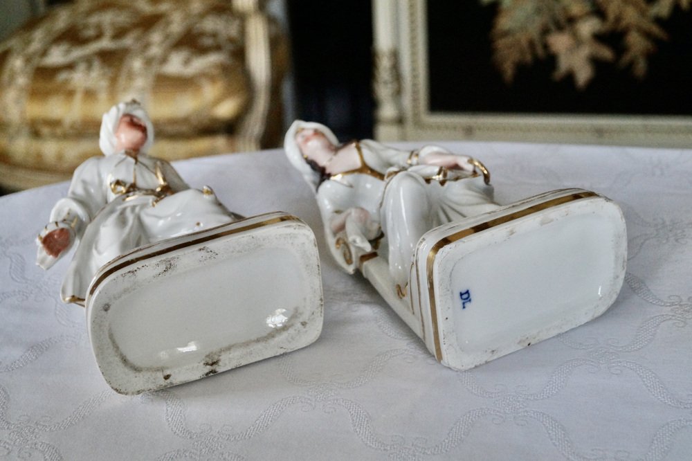 Antique French Paris Porcelain Porte Plume Statues for Ink Pens, 1835, Set of 2