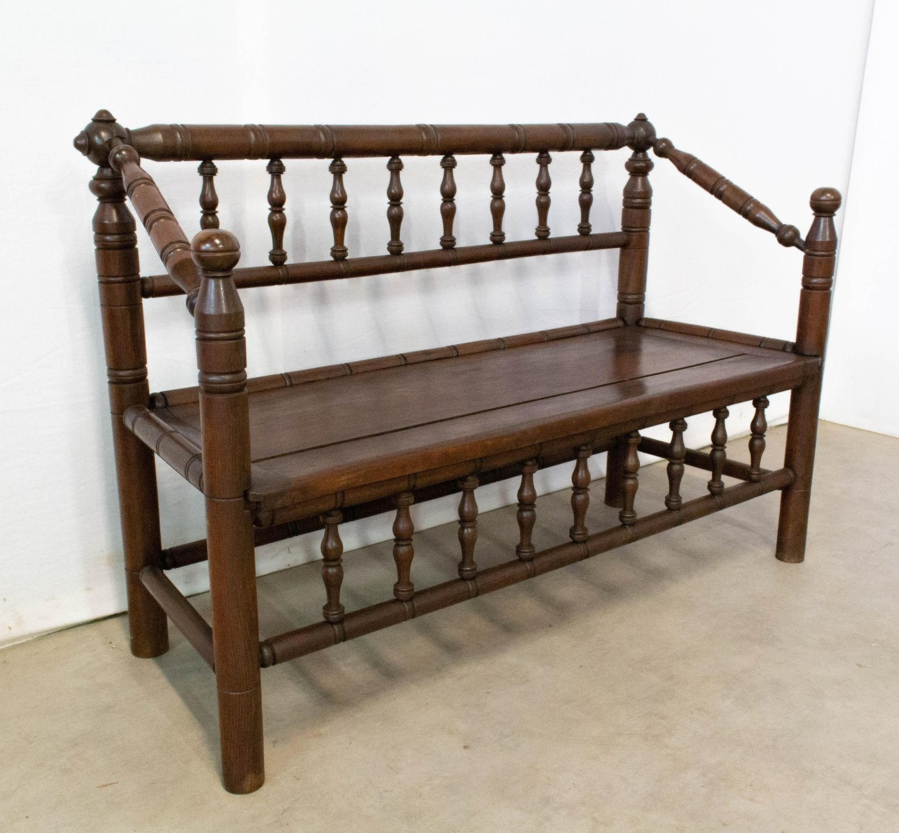 Antique French Provincial Baluster Bench in Turner's Chairs Style-RIU-740814