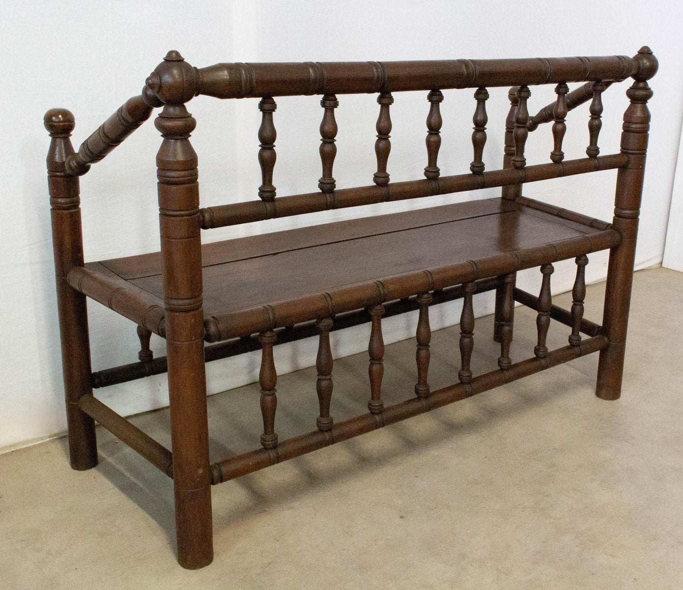 Antique French Provincial Baluster Bench in Turner's Chairs Style