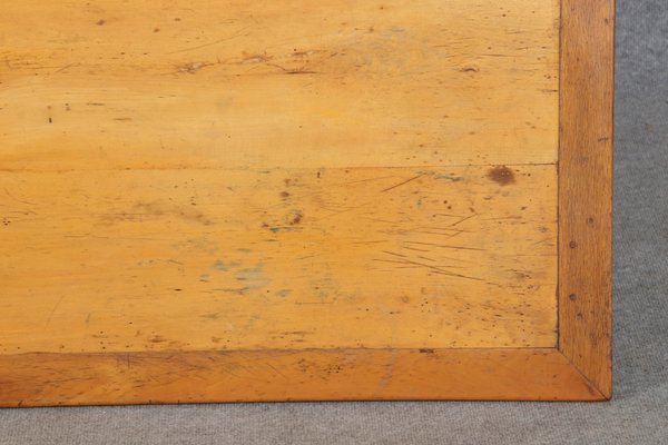 Antique Fruit Wooden Table, 1750-DXD-1750377