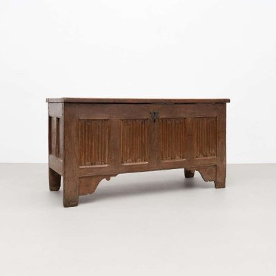 Antique Gothic Chest in Wood-WM-1257924