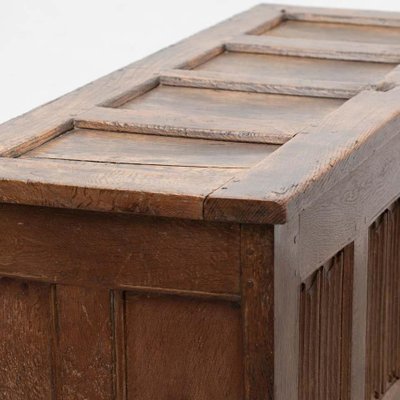 Antique Gothic Chest in Wood-WM-1257924