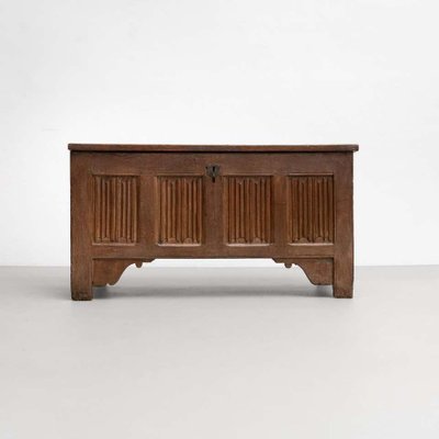 Antique Gothic Chest in Wood-WM-1257924