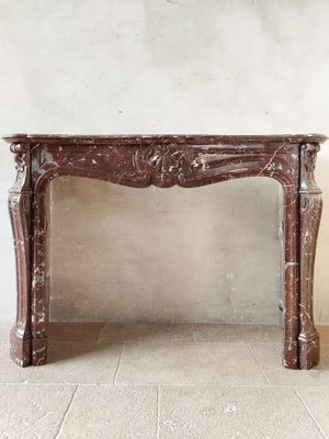 Antique Hand-Carved Trois Coquilles Mantelpiece in Red Marble