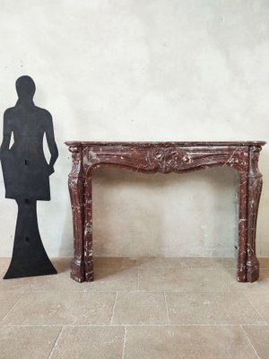 Antique Hand-Carved Trois Coquilles Mantelpiece in Red Marble-TDA-1801289