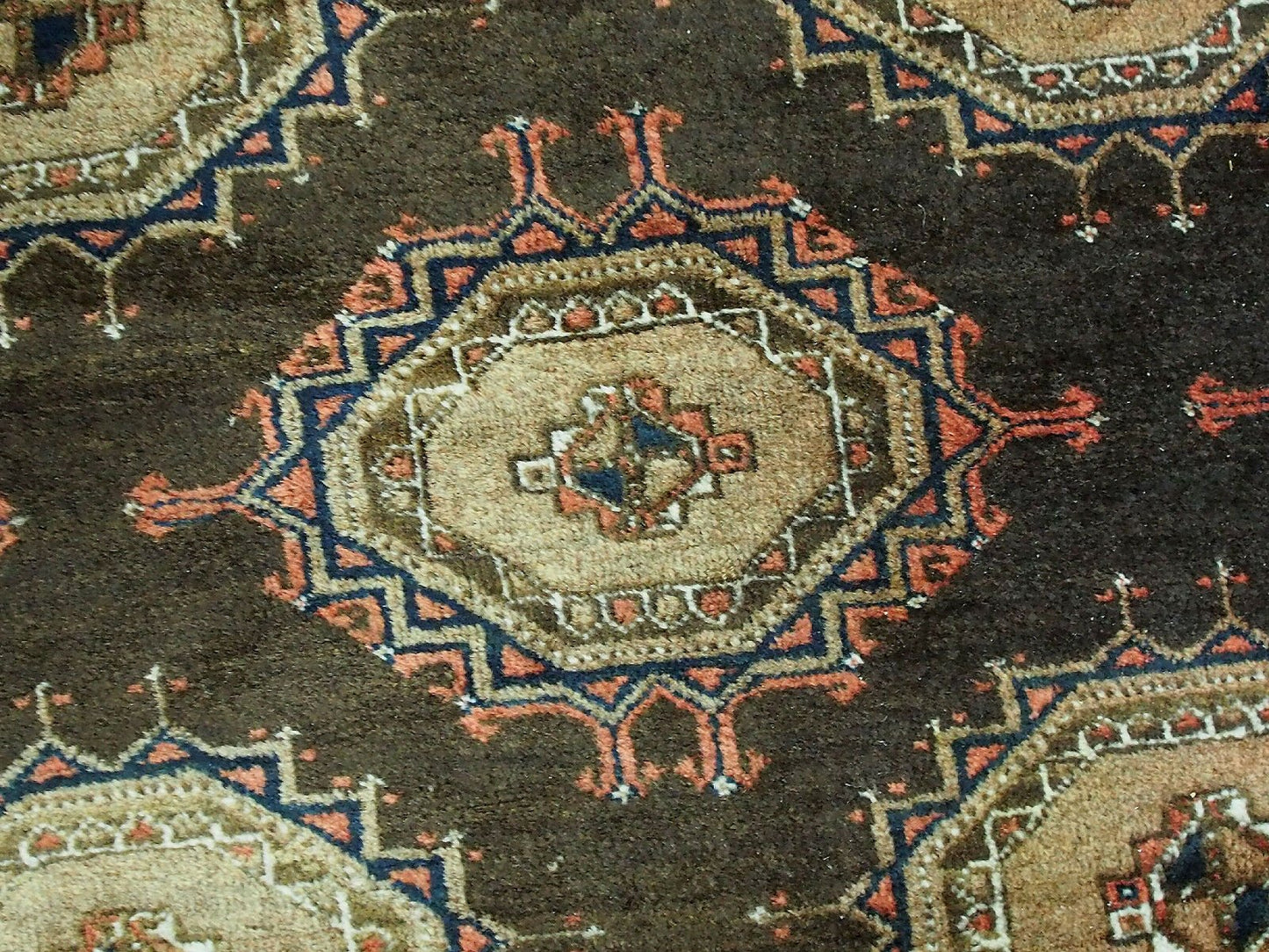 Antique Hand-Knotted Turkmen Saryk Rug, 1920s