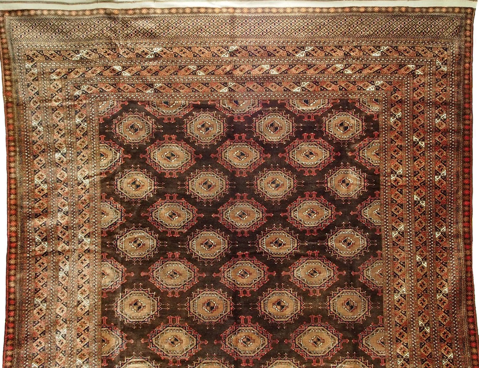 Antique Hand-Knotted Turkmen Saryk Rug, 1920s