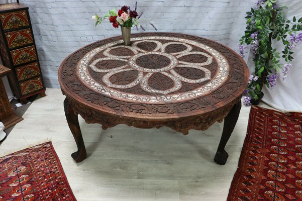 Antique Indian Anglo Wood Hand-Carved Round Dining Table, 1890s-UZN-2027863