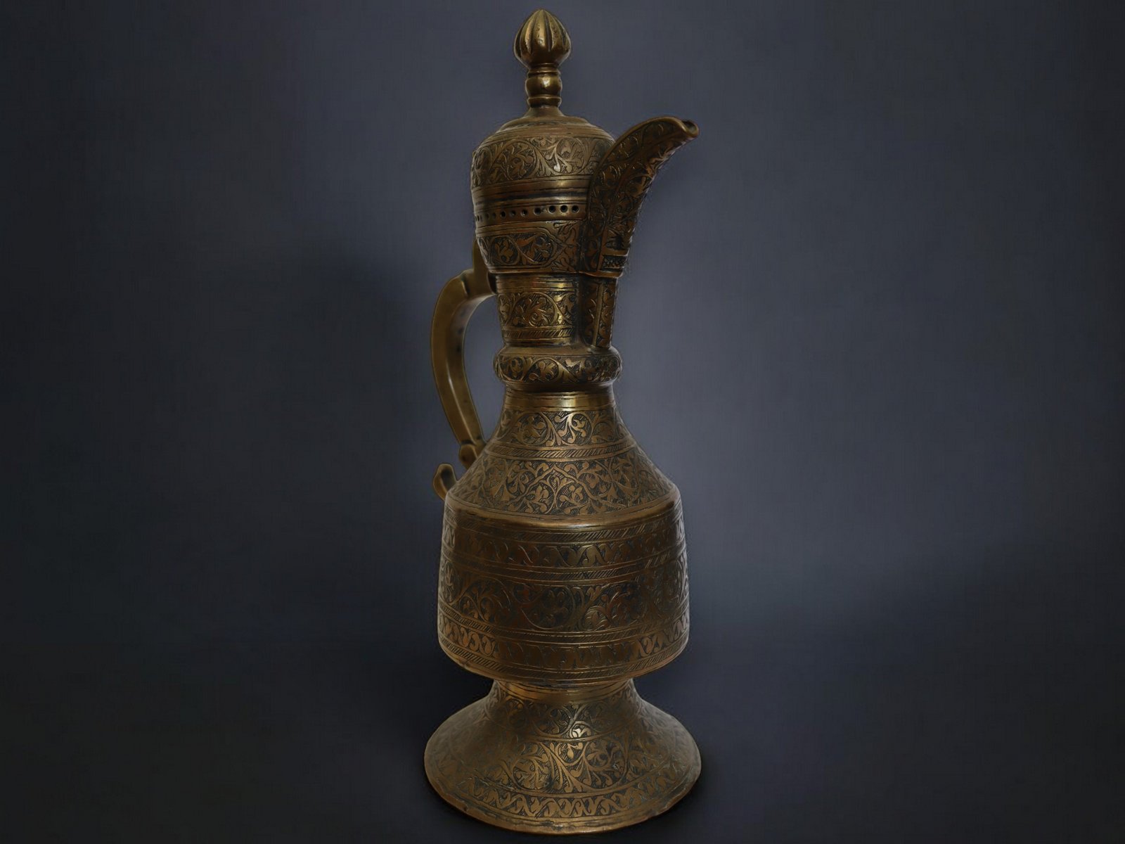 Antique Islamic Teapot in Brass Bukhara, 1900s