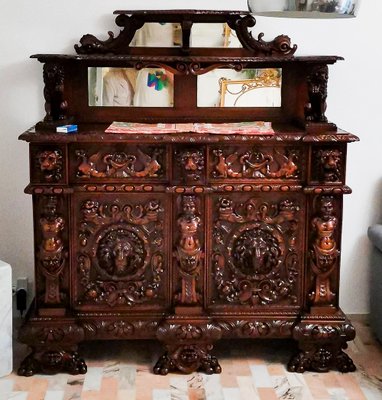 Antique Italian Carved Walnut Sideboard, 1800s-RAQ-595913