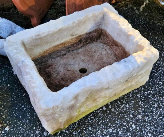 Antique Italian White Carrara Marble Trougle, 19th Century