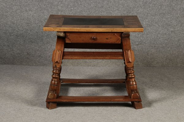 Antique Little Shipping Table in Walnut, 1800-DXD-1750403