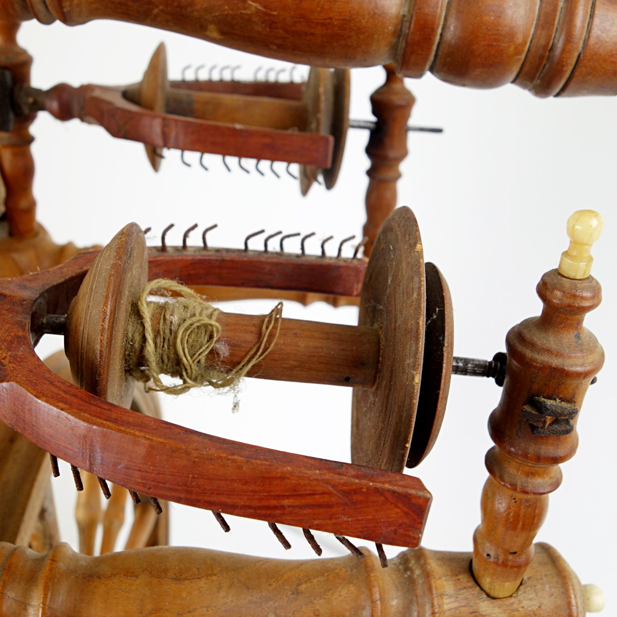 Antique Majestic Spinning Wheel in Ebony Wood