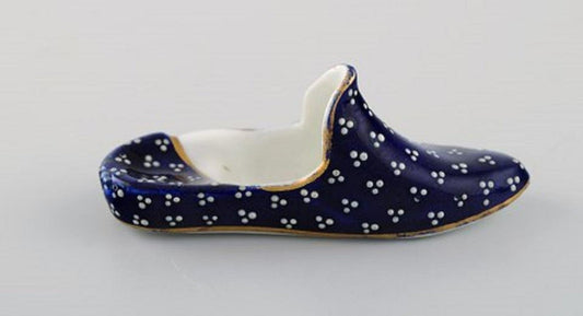 Antique Meissen Slippers in Hand Painted Porcelain, 19th Century, Set of 3