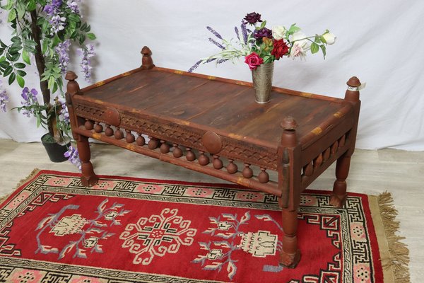 Antique Pakistanian Coffee Table in Wood, 1920s-UZN-1395888