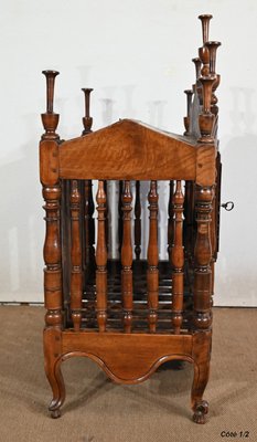 Antique Provencal Bread Cabinet in Walnut, 18th Century-RVK-1440560