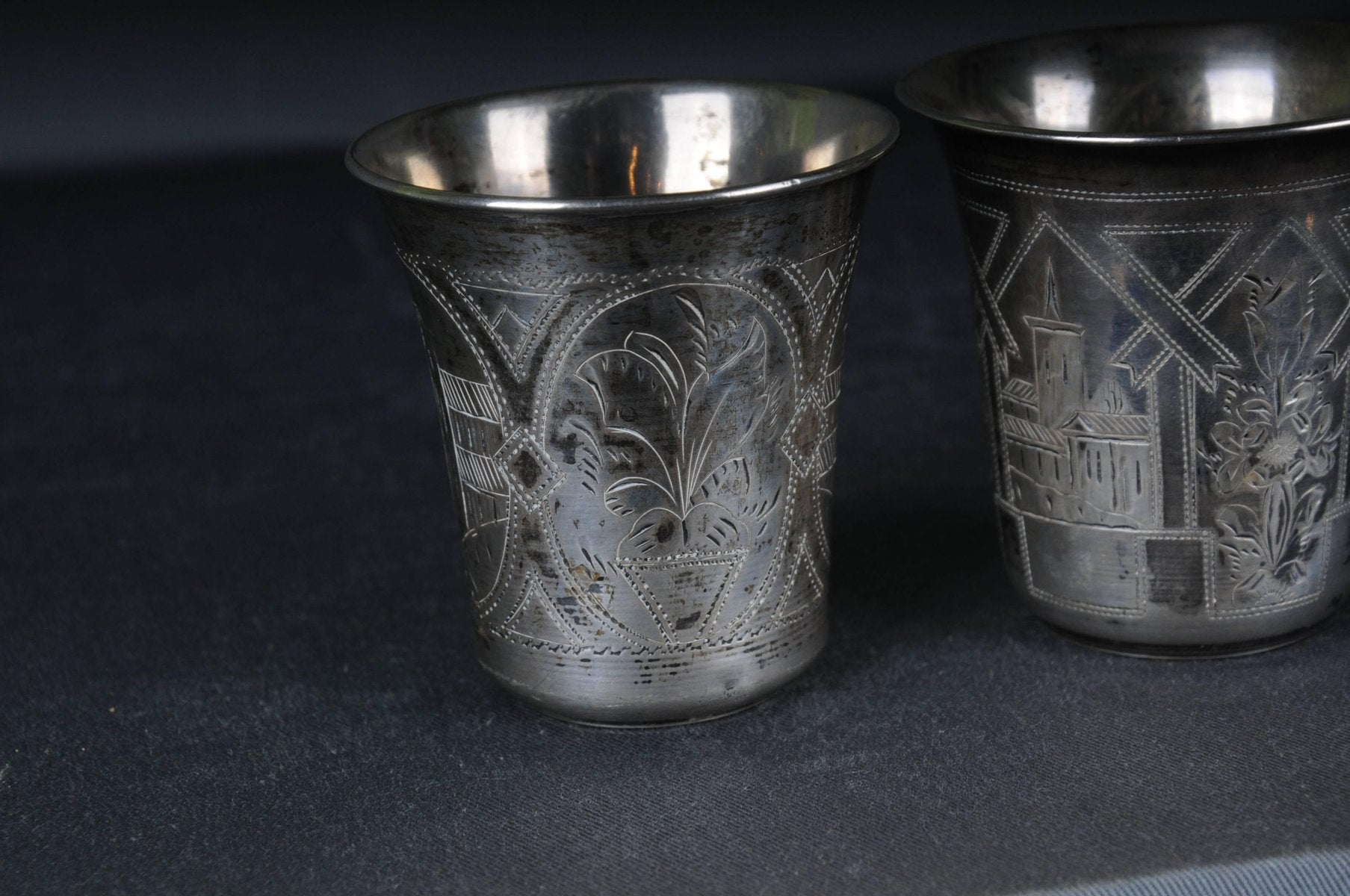 Antique Silver Mugs in Silver, Set of 2