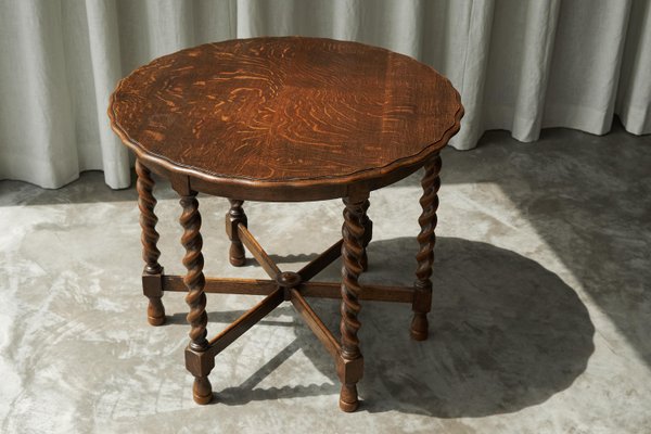 Antique Six Legged Side or Gueridon Table in Oak with Scalloped Top, 1890s-FEW-2024218