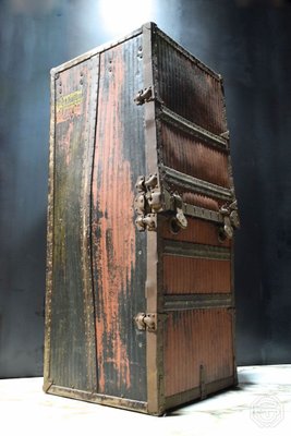 Antique Swiss Trunk-LA-825802