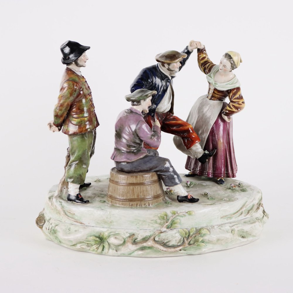 Antique Thuringian Sculptural Porcelain Figurine Group