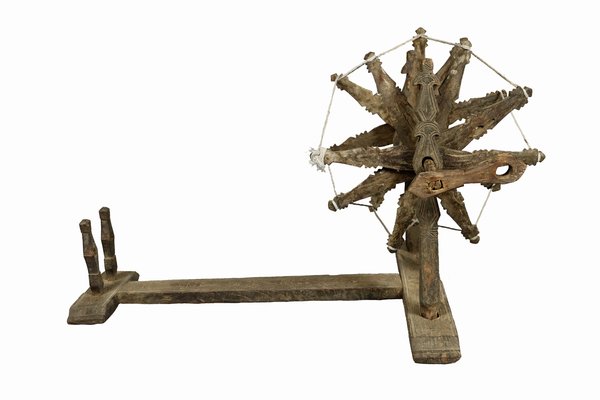 Antique Traditional Basic Spinning Wheel, Nuristan Charkha, 1890s-UZN-1389294