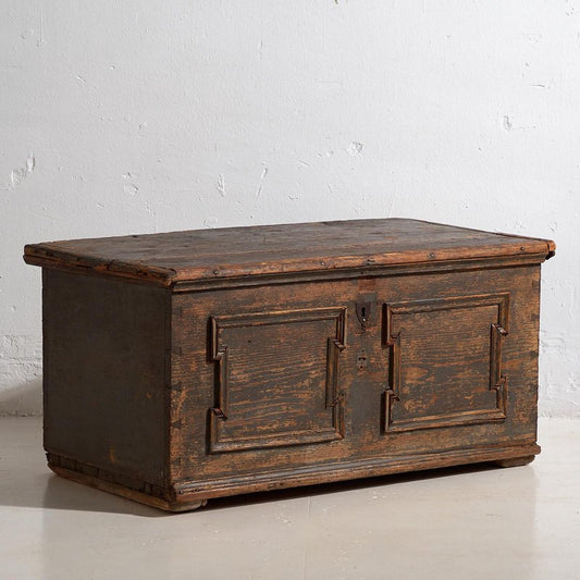 Antique Trunk with Pearl Gray Patina, 1900