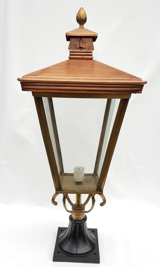 Antique Victorian Classic Copper Pillar Lamp Lantern on Base Outdoor Lamp