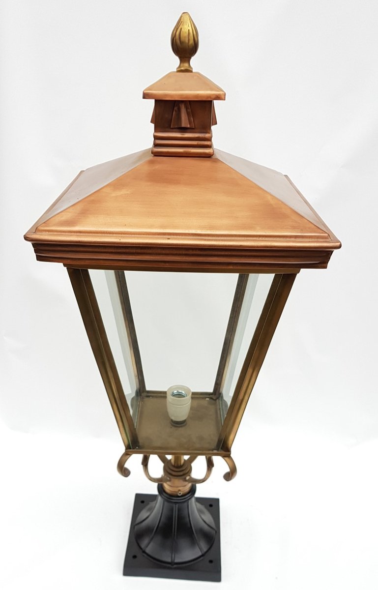 Antique Victorian Classic Copper Pillar Lamp Lantern on Base Outdoor Lamp