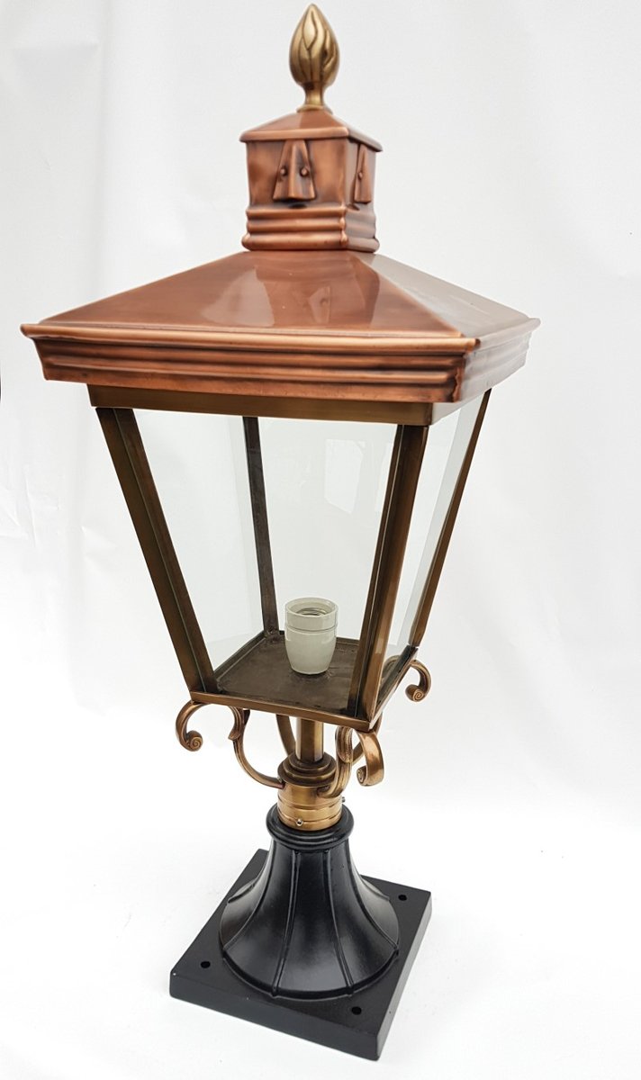 Antique Victorian Classic Copper Pillar Lamp Lantern on Base Outdoor Lamp