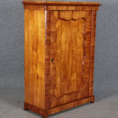 Antique Viennese Biedermeier Cabinet in Walnut, 1820s-DXD-1789928