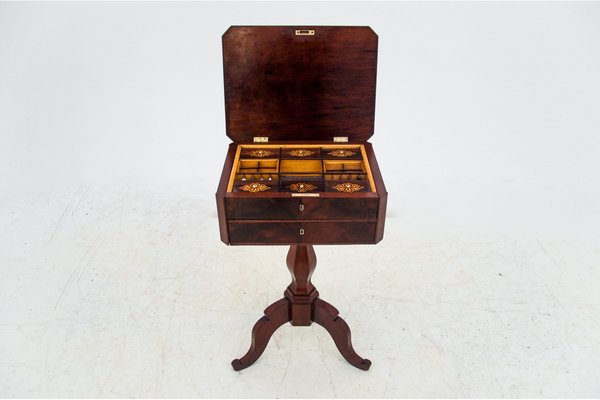 Antique Walnut Thread Table, Western Europe, 1890s-BXB-985401