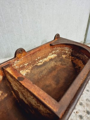 Antique Washbasin Sink in Cast Iron, 1890s-IFQ-1821232