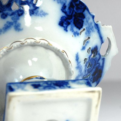 Antique White & Blue Centerpiece, 19th Century-GIW-988009