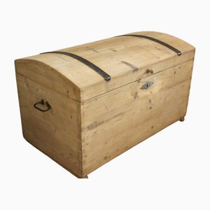 Antique Wooden Chest, 1919-KWR-1726244