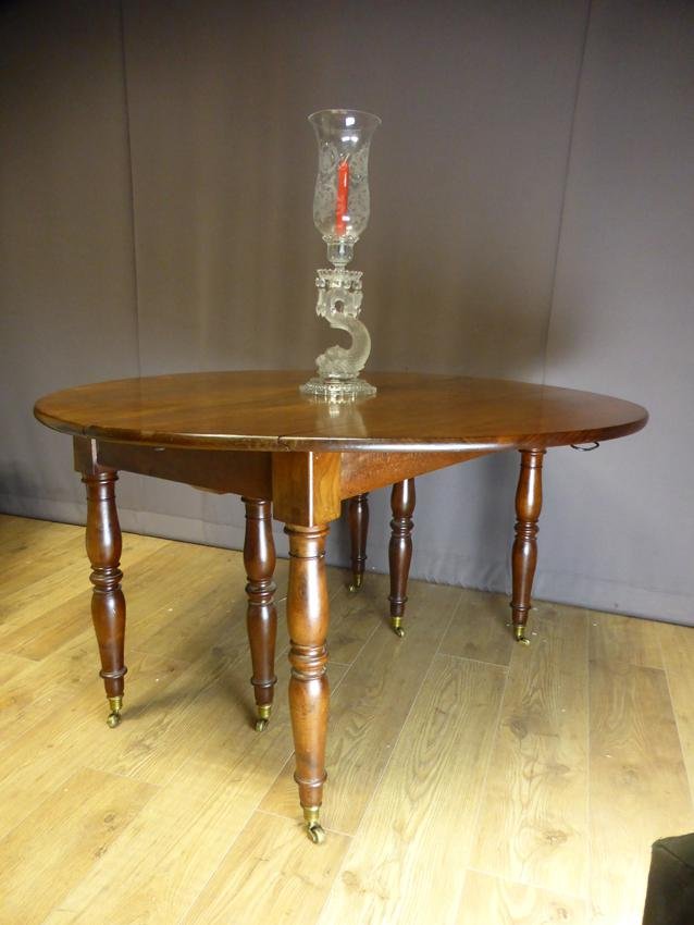 Antique XIX Mahogany Extendable Table