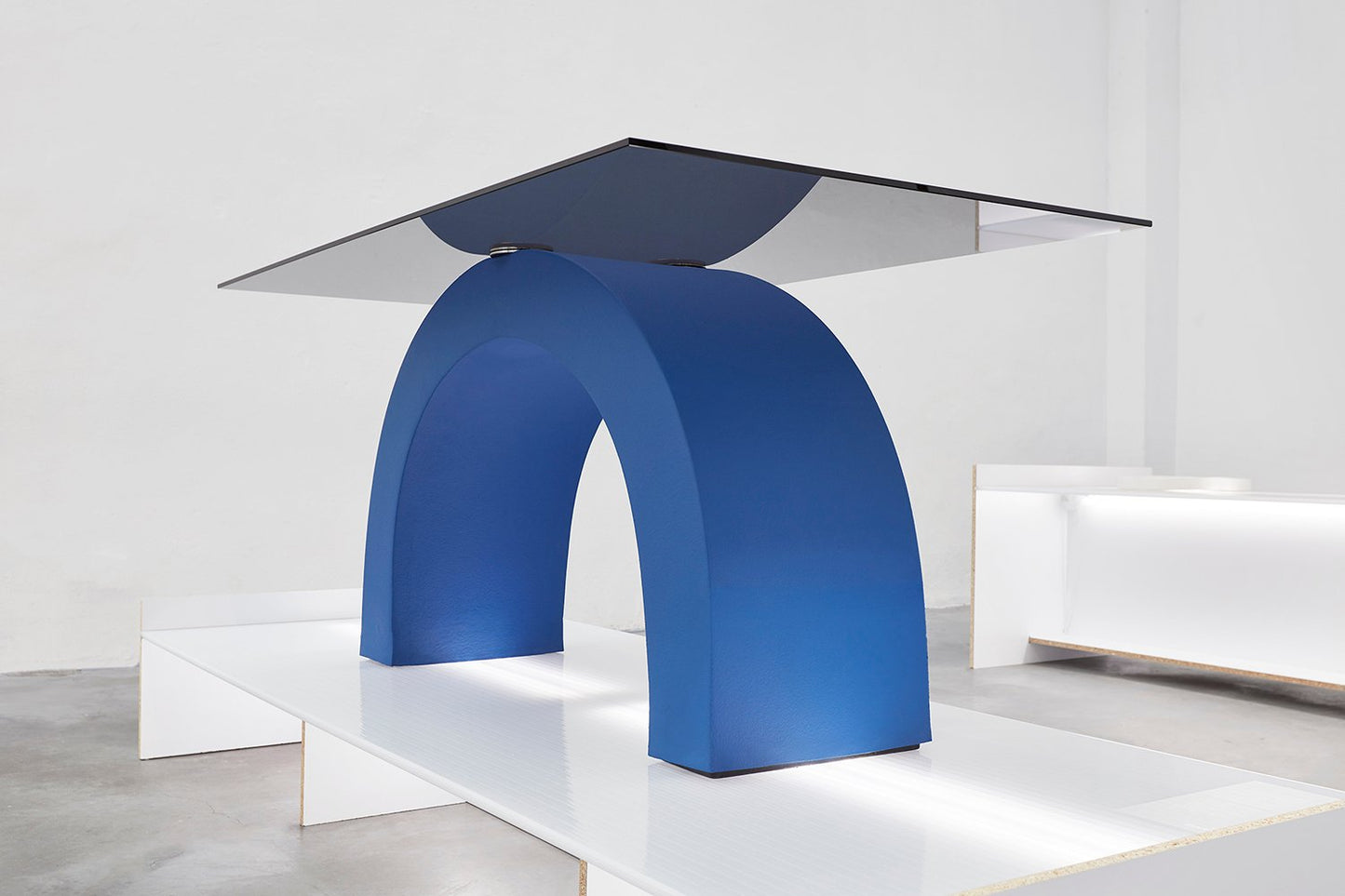 Antithesis Table by Studio Onno Adriaanse 

<img src="https://www.pamono.eu/skin/frontend/lamono/redesign/images/logo/individual/4.svg" class="exceptional-headline-image" /> 
The Exceptional