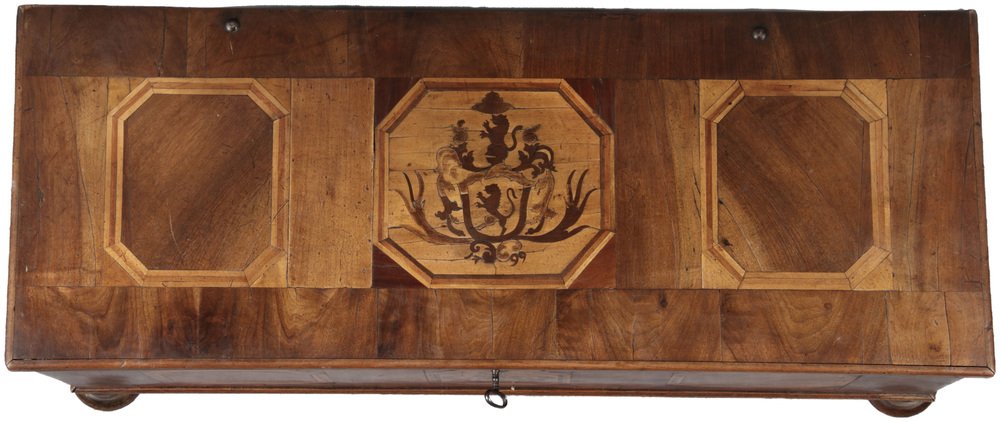 Antqiue Baroque Chest in Walnut, 1750