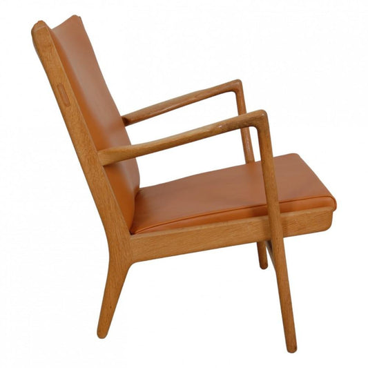 Ap-16 Chair in Oak and Cognac Anilin Leather by Hans Wegner, 1980s